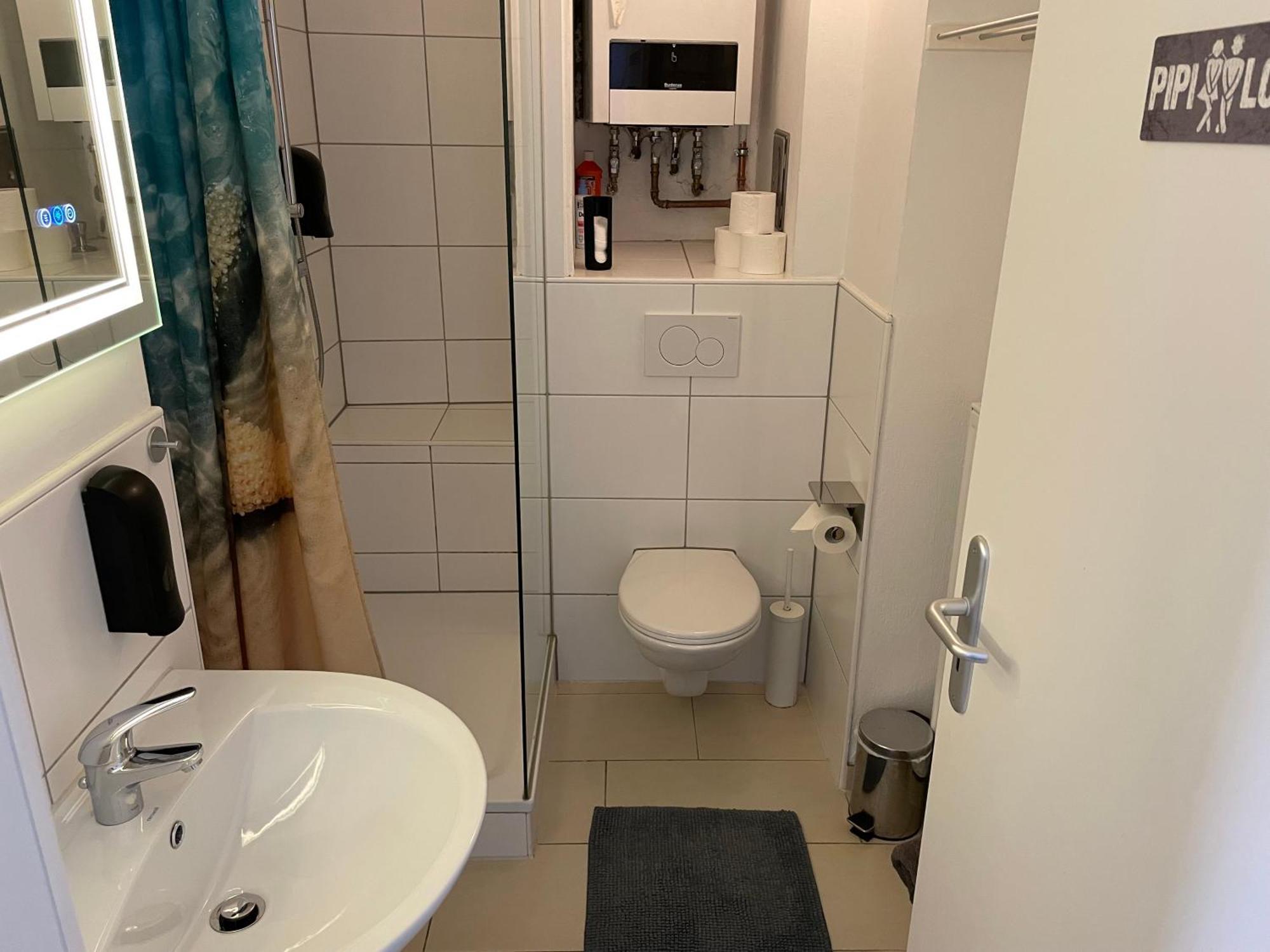 Schoenes Apartment Mitten In Der Stadt III Кобленц Екстер'єр фото